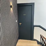 Trianon ז'ואן-לה-פינס