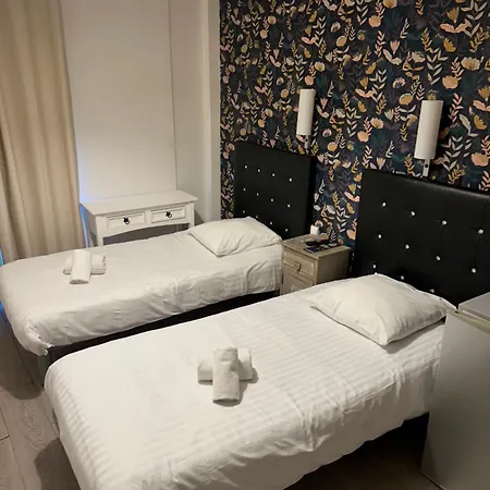 Hotel Trianon