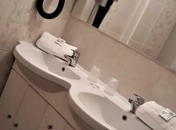 Trianon *